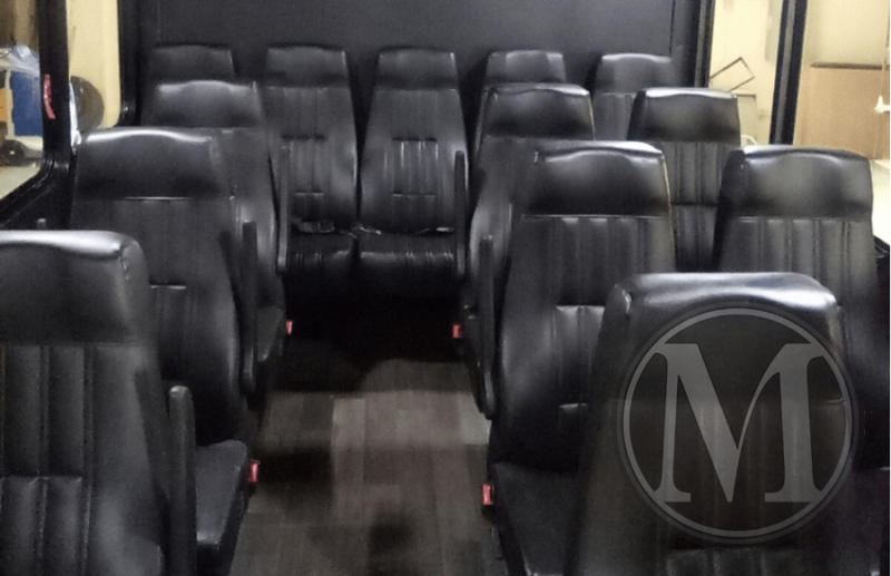 2019 ford worldtrans transit 14 passenger rear lugagge used commercial bus 3 1.png