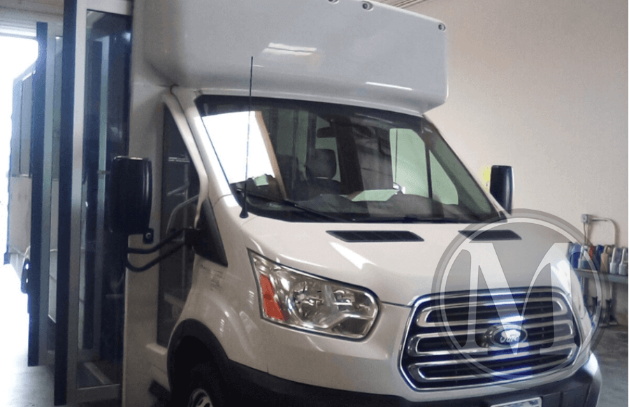 2019 ford worldtrans transit 14 passenger rear lugagge used commercial bus 1